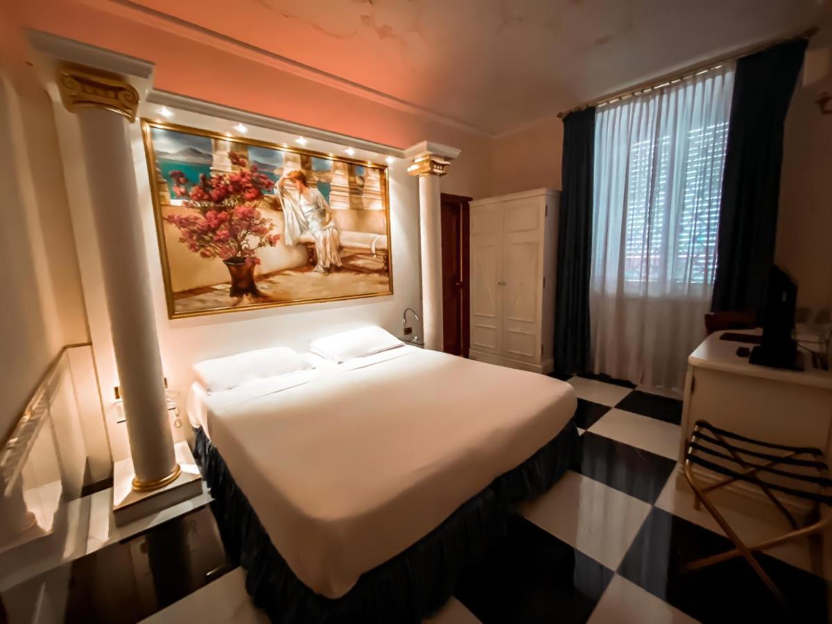 Hotel Palladium Palace Rzym Zewnętrze zdjęcie