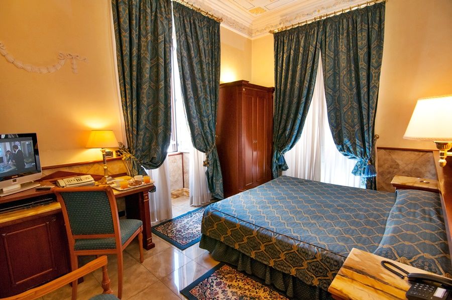 Hotel Palladium Palace Rzym Zewnętrze zdjęcie