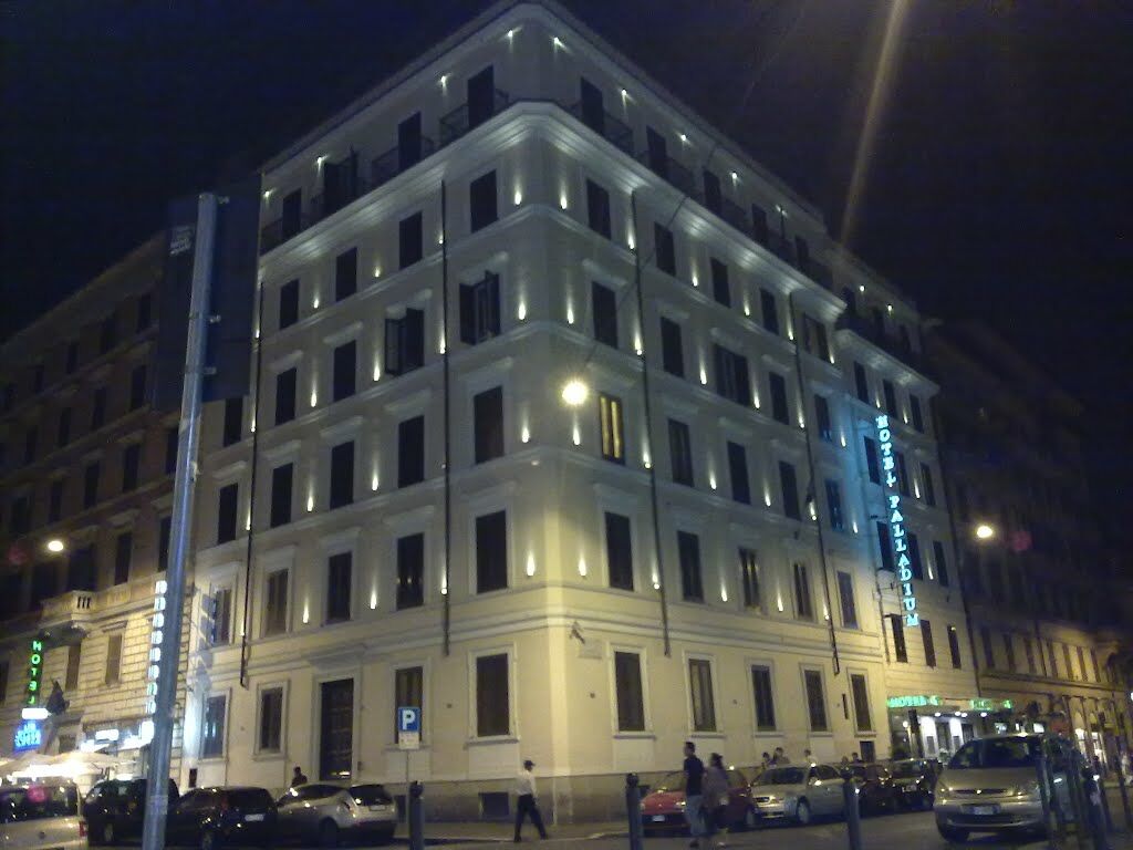 Hotel Palladium Palace Rzym Zewnętrze zdjęcie